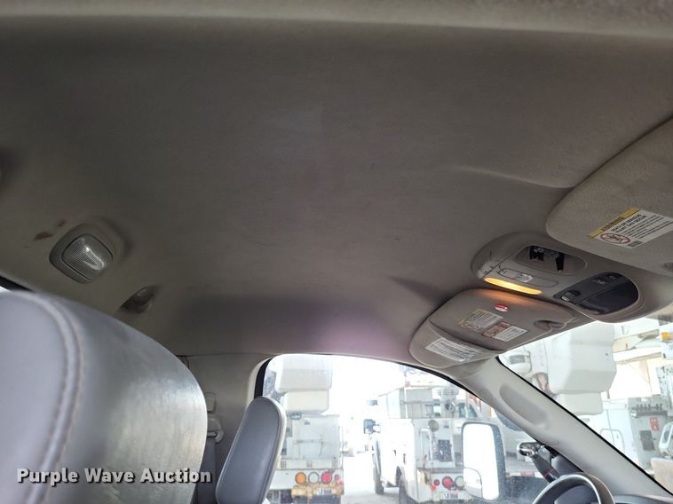 image for item LS9544 2009 Dodge Ram 5500HD  bucket truck