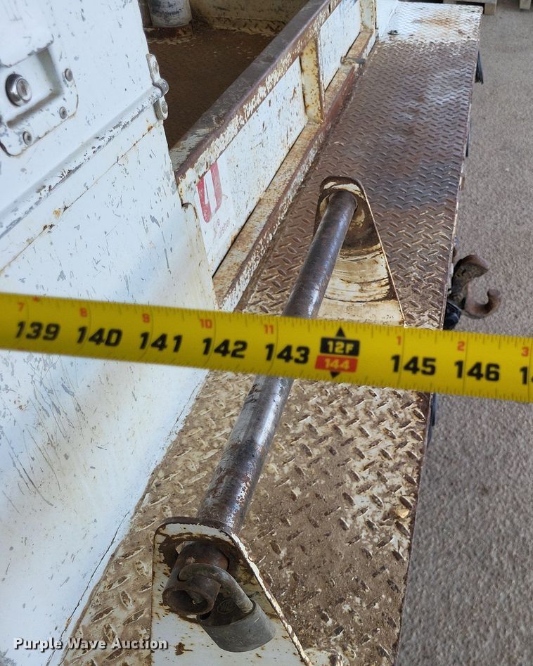 image for item LS9544 2009 Dodge Ram 5500HD  bucket truck