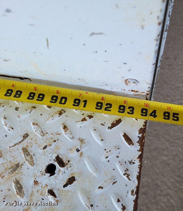 image for item LS9544 2009 Dodge Ram 5500HD  bucket truck