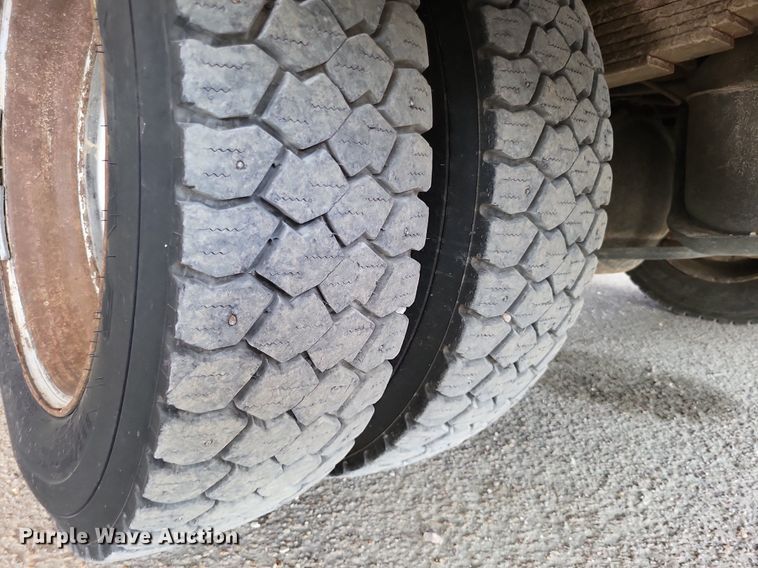 image for item LS9544 2009 Dodge Ram 5500HD  bucket truck