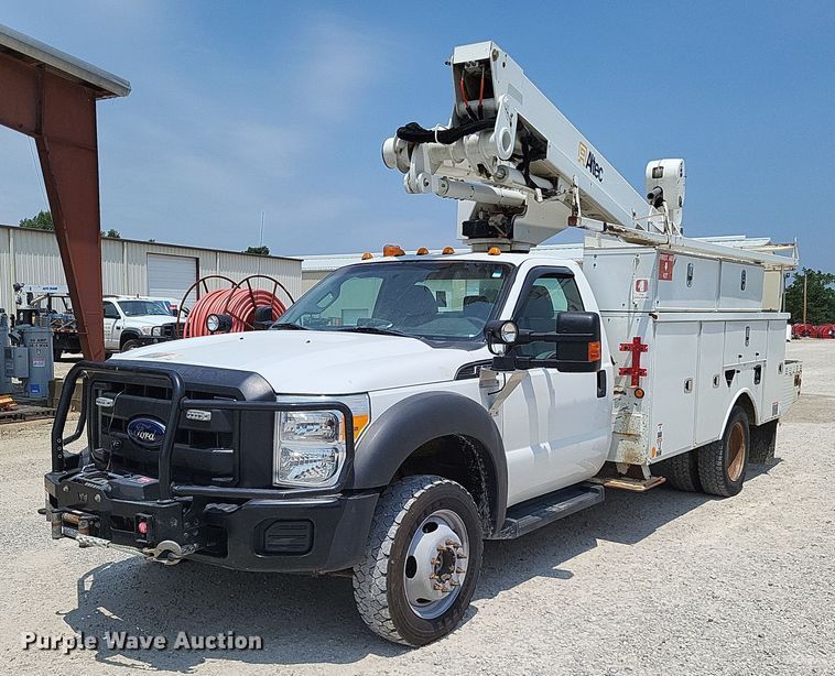 image for item LS9545 2013 Ford F550 Super Duty XL  bucket truck