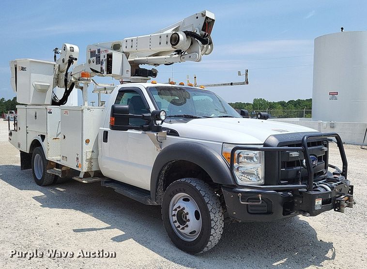 image for item LS9545 2013 Ford F550 Super Duty XL  bucket truck