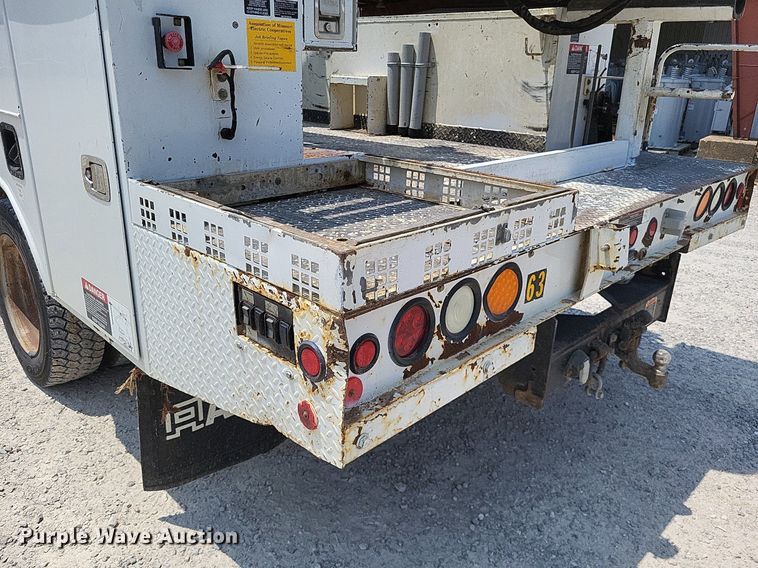 image for item LS9545 2013 Ford F550 Super Duty XL  bucket truck