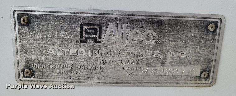 image for item LS9545 2013 Ford F550 Super Duty XL  bucket truck