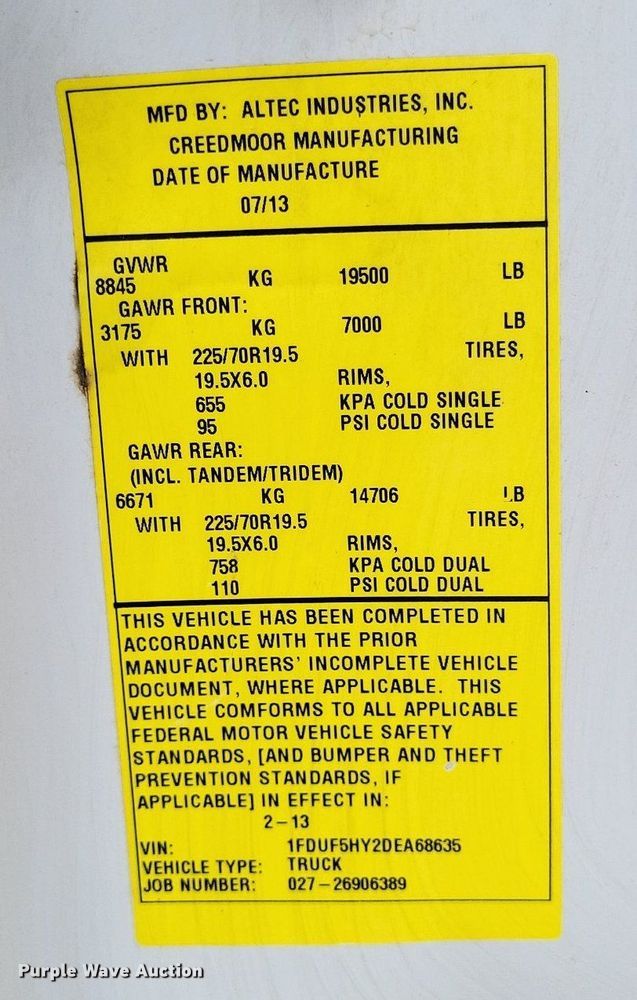 image for item LS9545 2013 Ford F550 Super Duty XL  bucket truck