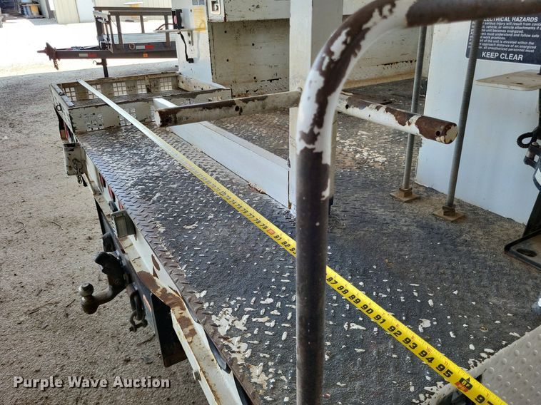 image for item LS9545 2013 Ford F550 Super Duty XL  bucket truck