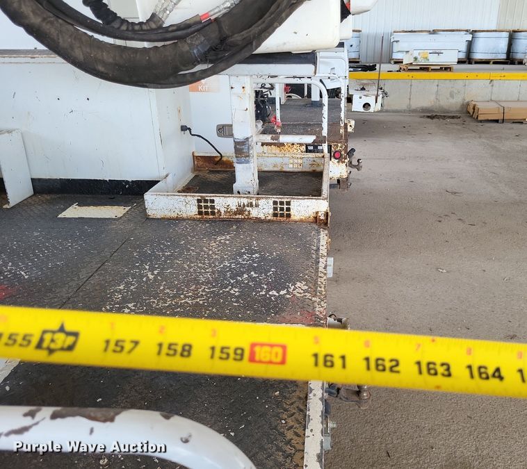 image for item LS9545 2013 Ford F550 Super Duty XL  bucket truck