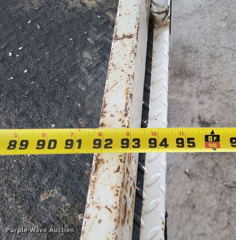 image for item LS9545 2013 Ford F550 Super Duty XL  bucket truck