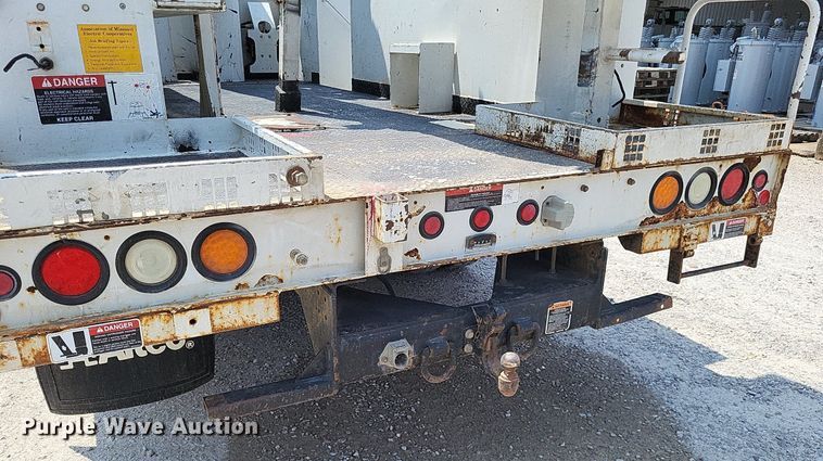 image for item LS9546 2012 Ford F550 Super Duty XL  bucket truck