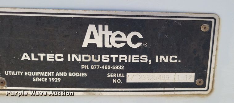 image for item LS9546 2012 Ford F550 Super Duty XL  bucket truck