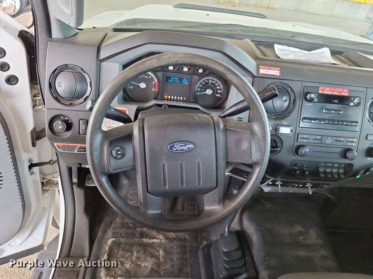 image for item LS9546 2012 Ford F550 Super Duty XL  bucket truck