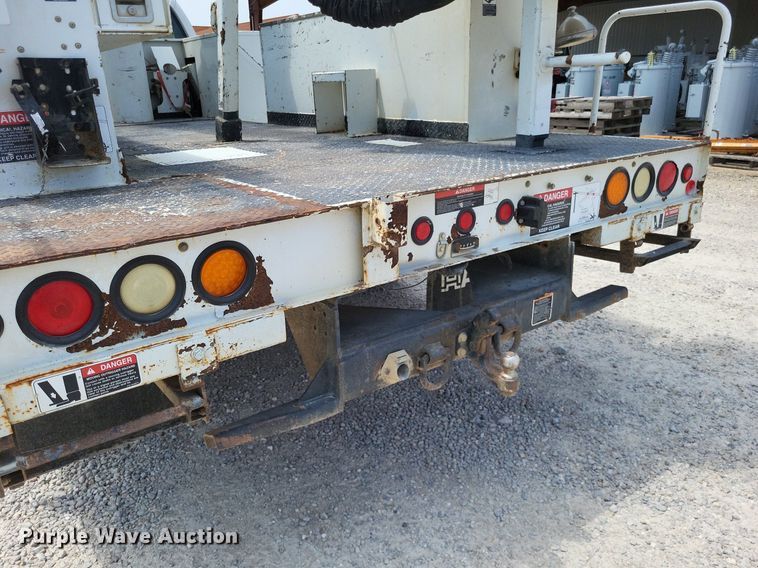 image for item LS9547 2012 Ford F550 Super Duty XL  bucket truck