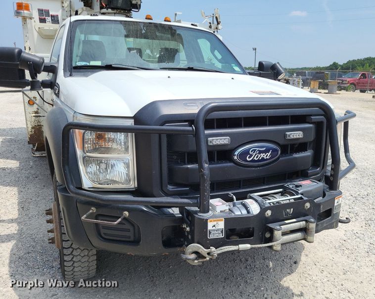 image for item LS9547 2012 Ford F550 Super Duty XL  bucket truck