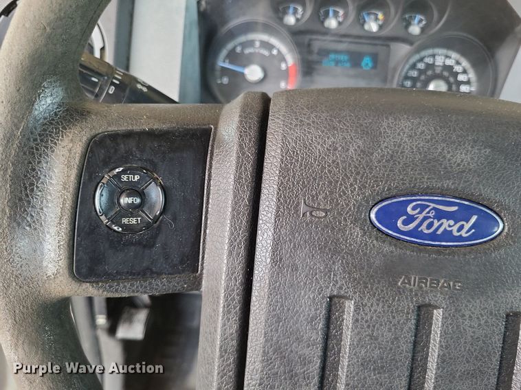 image for item LS9547 2012 Ford F550 Super Duty XL  bucket truck