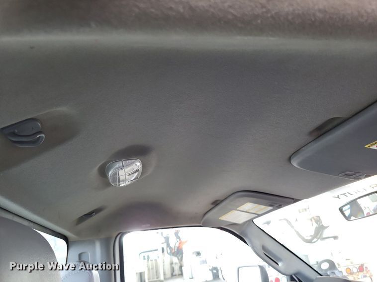 image for item LS9547 2012 Ford F550 Super Duty XL  bucket truck