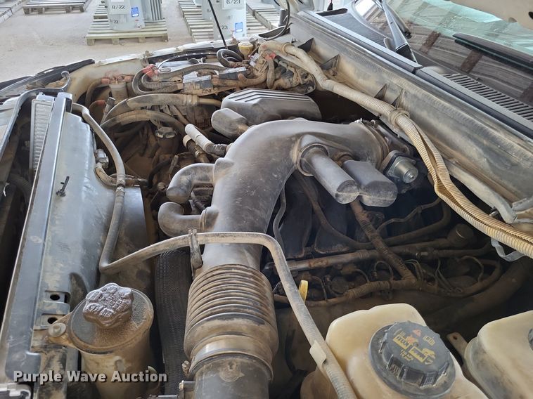 image for item LS9547 2012 Ford F550 Super Duty XL  bucket truck