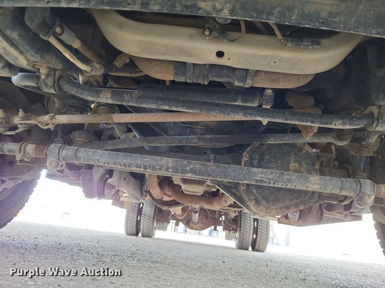 image for item LS9547 2012 Ford F550 Super Duty XL  bucket truck