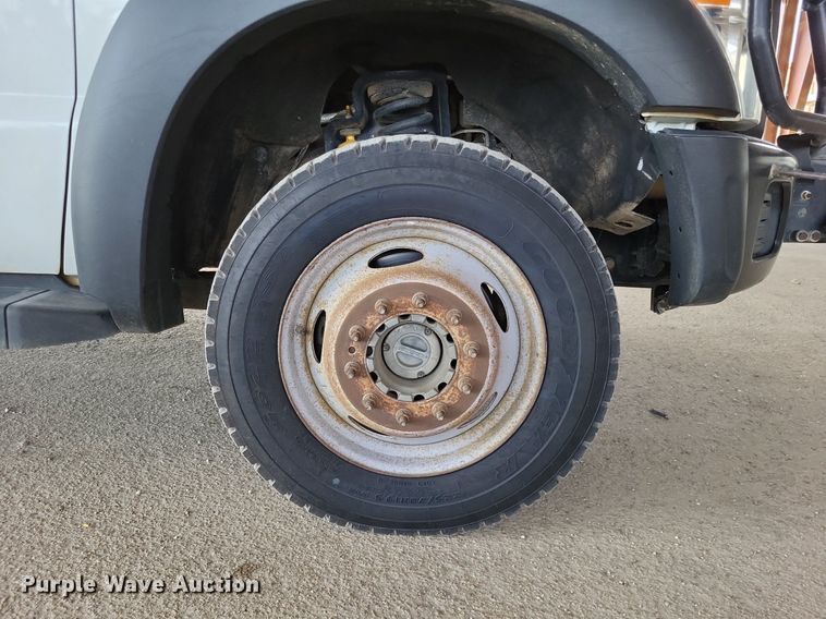 image for item LS9547 2012 Ford F550 Super Duty XL  bucket truck