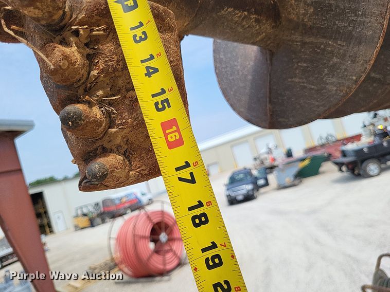 image for item LS9548 2003 Freightliner FL80  bucket truck