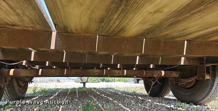 image for item LW9656 1993 Double L  utility trailer