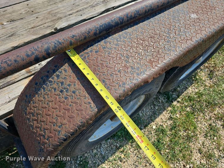 image for item LW9656 1993 Double L  utility trailer