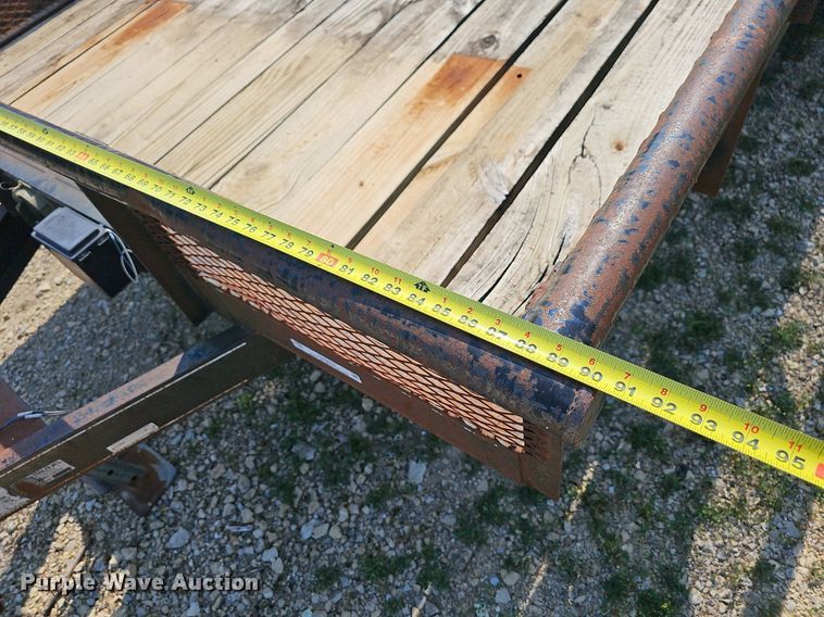 image for item LW9657 1999 Double L  utility trailer