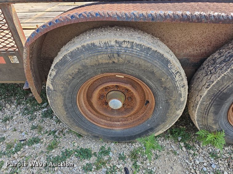 image for item LW9657 1999 Double L  utility trailer