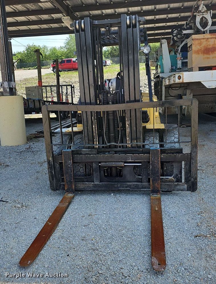 image for item LW9661 Caterpillar GPL40  forklift