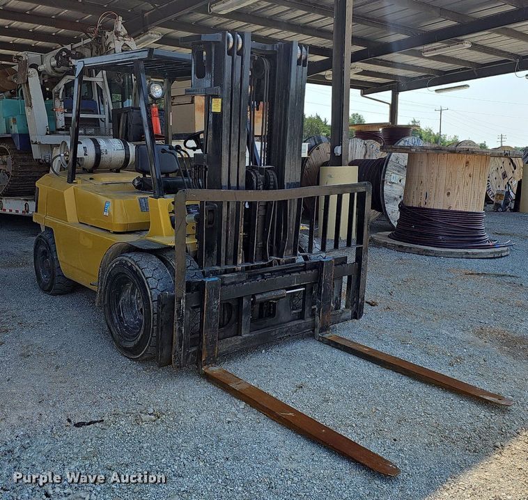 image for item LW9661 Caterpillar GPL40  forklift