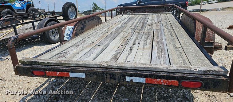 image for item LW9667 1992 Double L  utility trailer