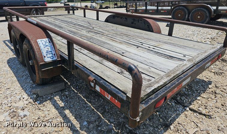 image for item LW9667 1992 Double L  utility trailer