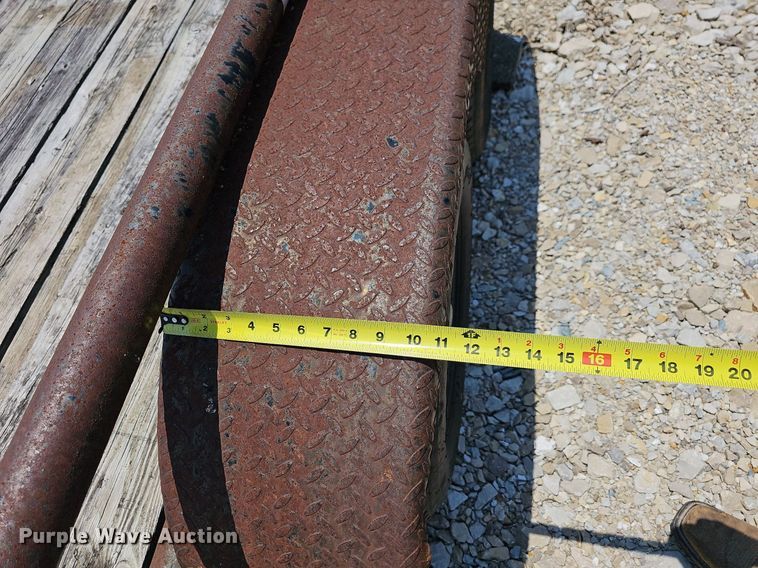 image for item LW9667 1992 Double L  utility trailer