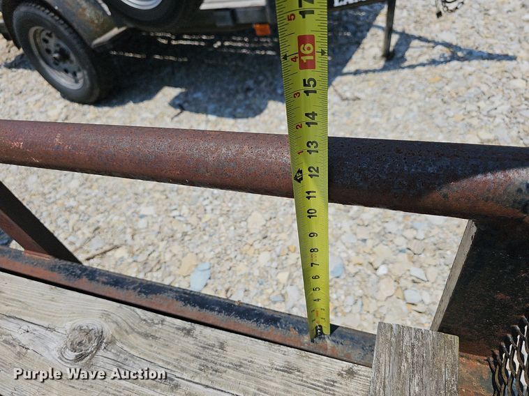 image for item LW9667 1992 Double L  utility trailer