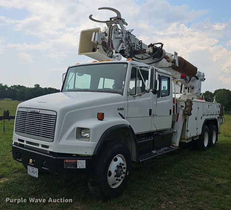 image for item LW9668 2002 Freightliner FL80  Crew Cab digger derrick truck