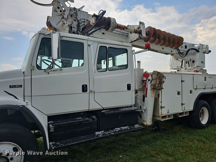 image for item LW9668 2002 Freightliner FL80  Crew Cab digger derrick truck