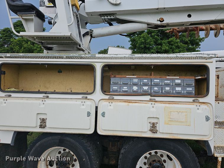 image for item LW9668 2002 Freightliner FL80  Crew Cab digger derrick truck