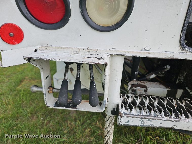 image for item LW9668 2002 Freightliner FL80  Crew Cab digger derrick truck