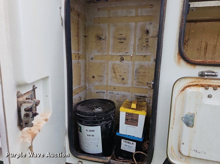 image for item LW9668 2002 Freightliner FL80  Crew Cab digger derrick truck