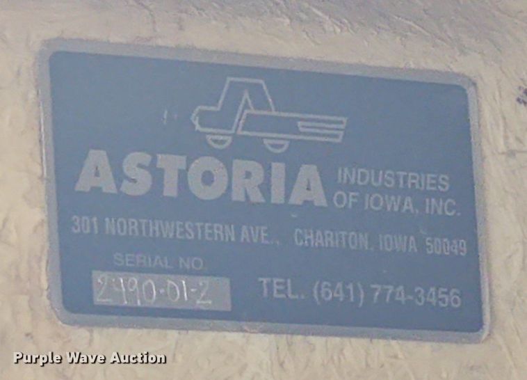 image for item LW9668 2002 Freightliner FL80  Crew Cab digger derrick truck