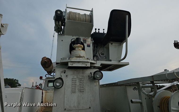 image for item LW9668 2002 Freightliner FL80  Crew Cab digger derrick truck