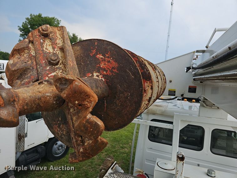 image for item LW9668 2002 Freightliner FL80  Crew Cab digger derrick truck