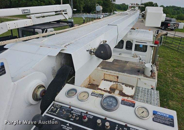 image for item LW9668 2002 Freightliner FL80  Crew Cab digger derrick truck