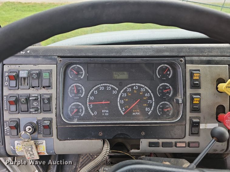 image for item LW9668 2002 Freightliner FL80  Crew Cab digger derrick truck