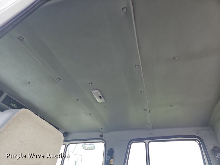 image for item LW9668 2002 Freightliner FL80  Crew Cab digger derrick truck