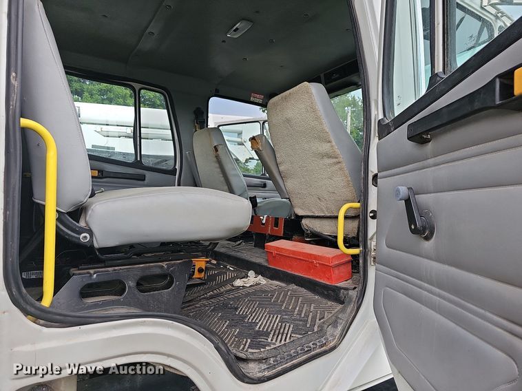 image for item LW9668 2002 Freightliner FL80  Crew Cab digger derrick truck