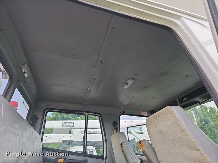 image for item LW9668 2002 Freightliner FL80  Crew Cab digger derrick truck