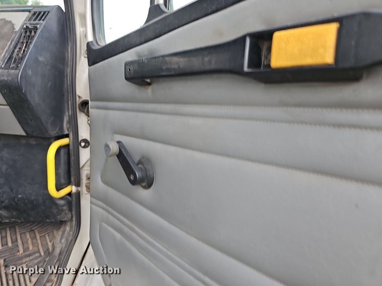 image for item LW9668 2002 Freightliner FL80  Crew Cab digger derrick truck