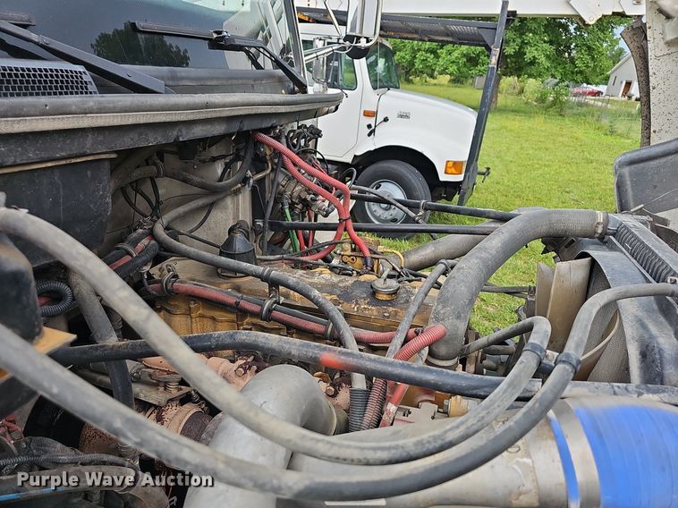 image for item LW9668 2002 Freightliner FL80  Crew Cab digger derrick truck