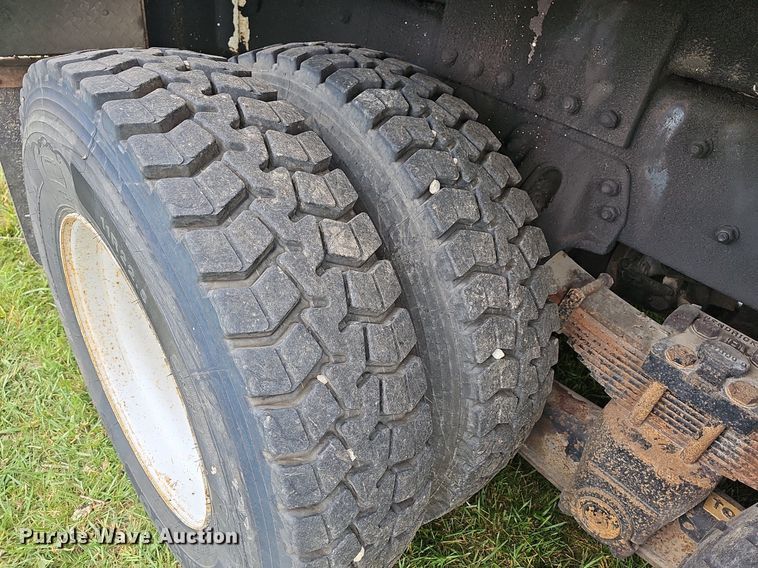 image for item LW9668 2002 Freightliner FL80  Crew Cab digger derrick truck