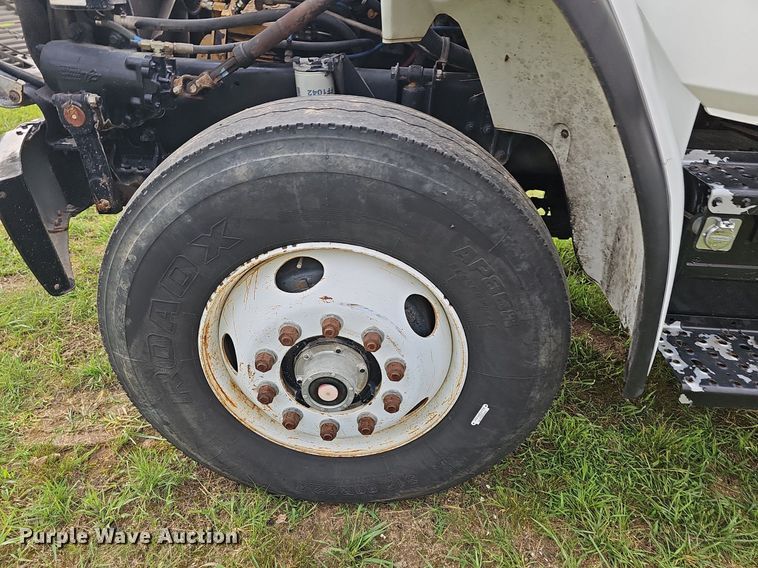 image for item LW9668 2002 Freightliner FL80  Crew Cab digger derrick truck